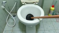 Nikada ih ne bacajte u WC šolju! Ovih 12 stvari može napraviti haos - među njima su vaši nokti