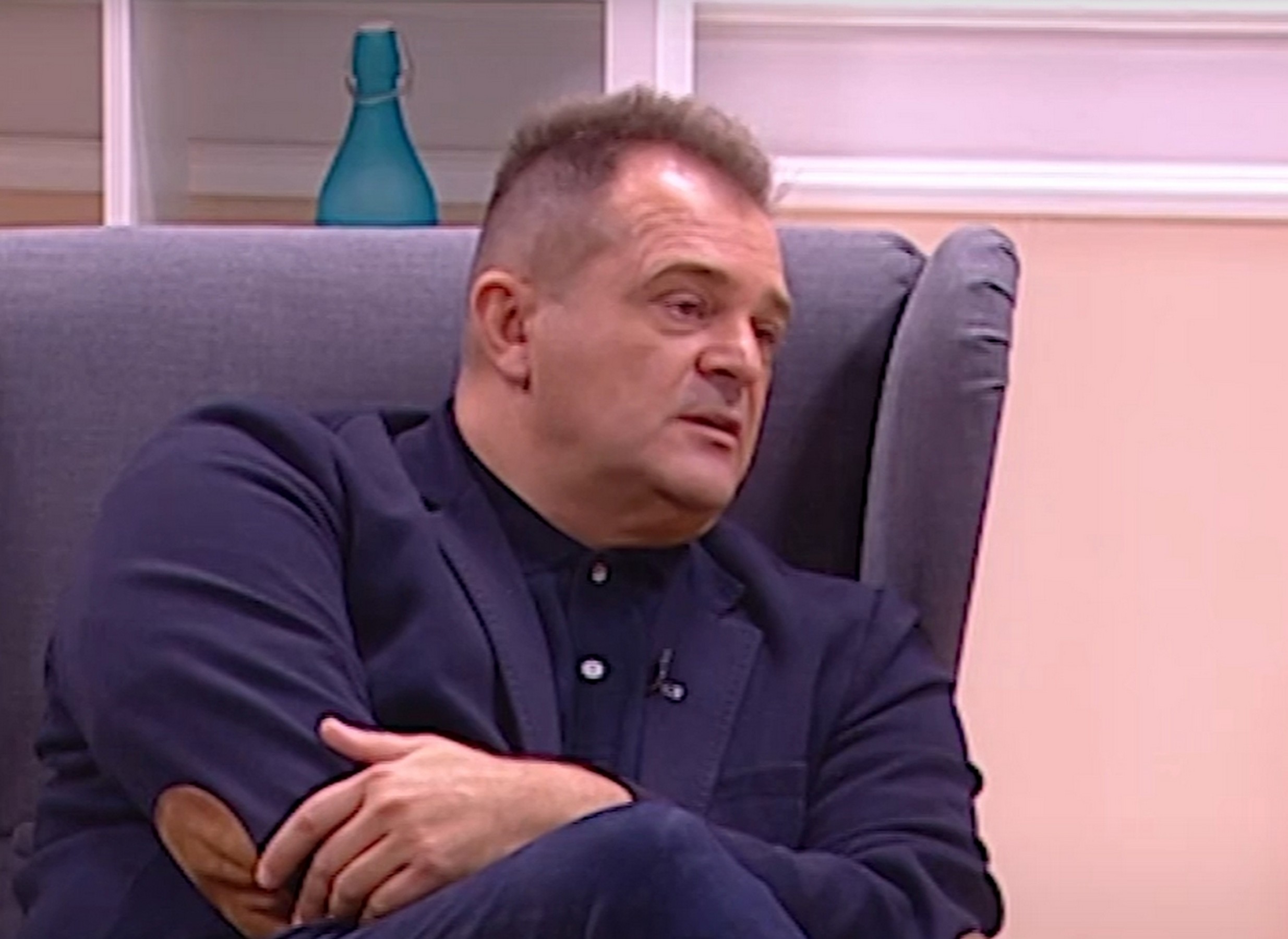 "Dala sam mu 5.500 evra za pesmu i nisam je dobila" Pevačica progovorila o kolegi i prevari, sve javno iznela