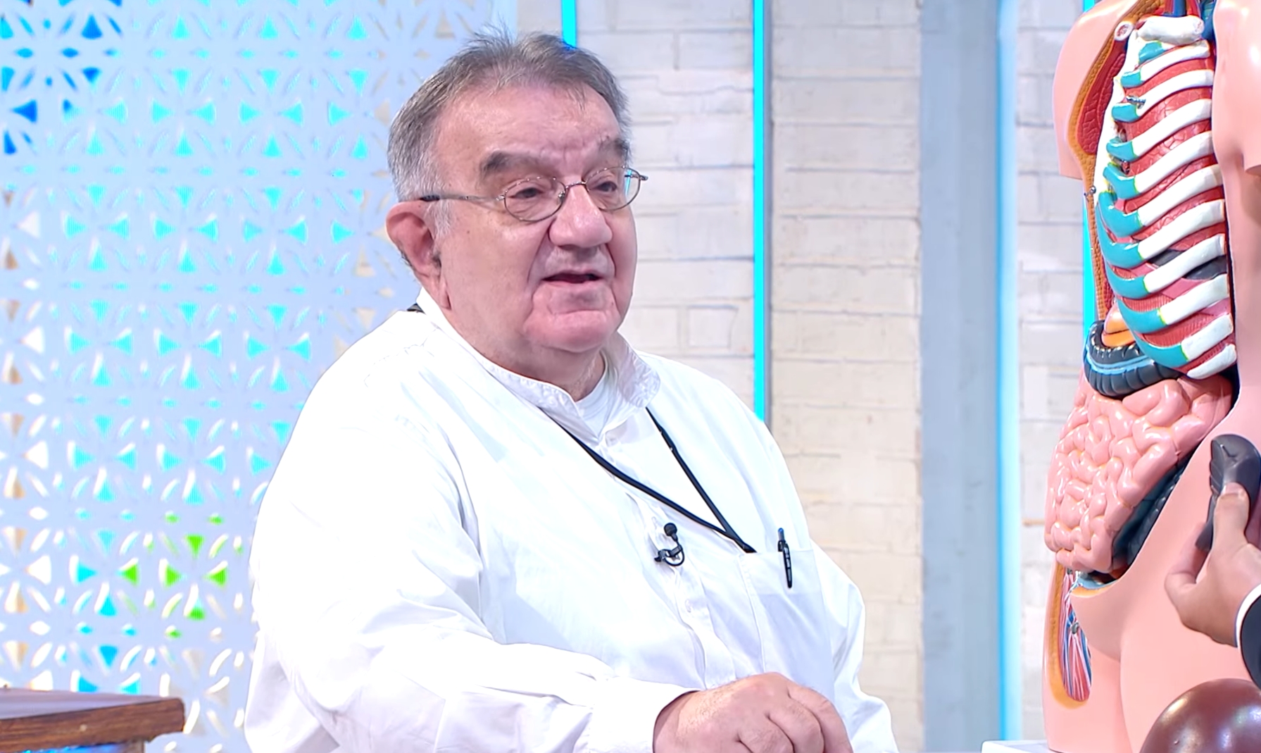 "Bolji i od koprive, to je ČUDO BOŽJE": Dr Vojislav Perišić otkrio koja biljka najbolje pomaže kod zatvora