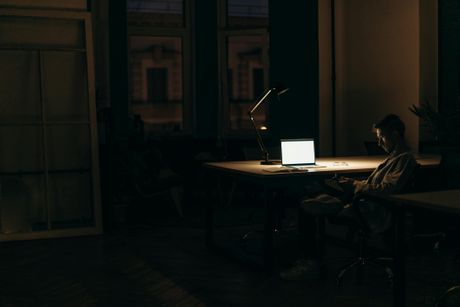 rad, noć laptop rad, noć laptop