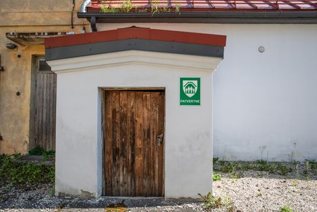 sklonište, letonija, patvertne sklonište, letonija, patvertne