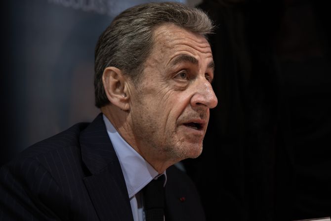 Nikola Sarkozi Nikola Sarkozi