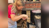 Aleksandra u svom selu pravi tradicionalna jela: Gostima sa Bukinga priprema specijalitet u šporetu na drva