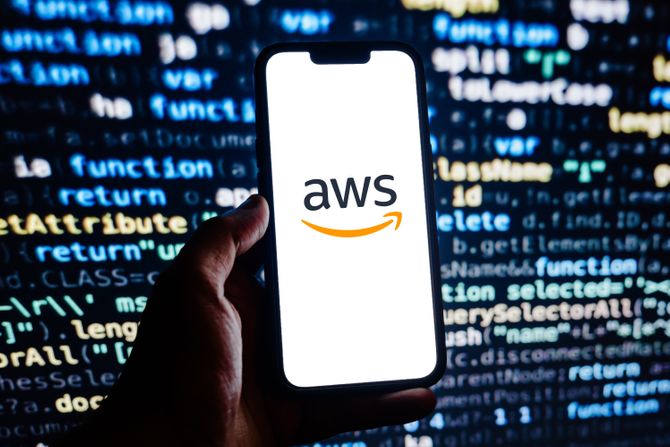 Amazon Web Services, AWS, Amazon Amazon Web Services, AWS, Amazon
