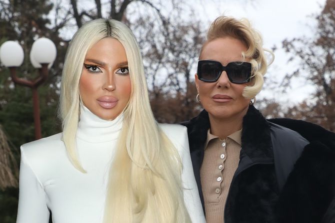 Jelena Karleuša i Lepa Brena Jelena Karleuša i Lepa Brena