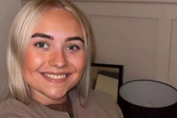Kira Kazins, lažna beba Kira Kazins, lažna beba