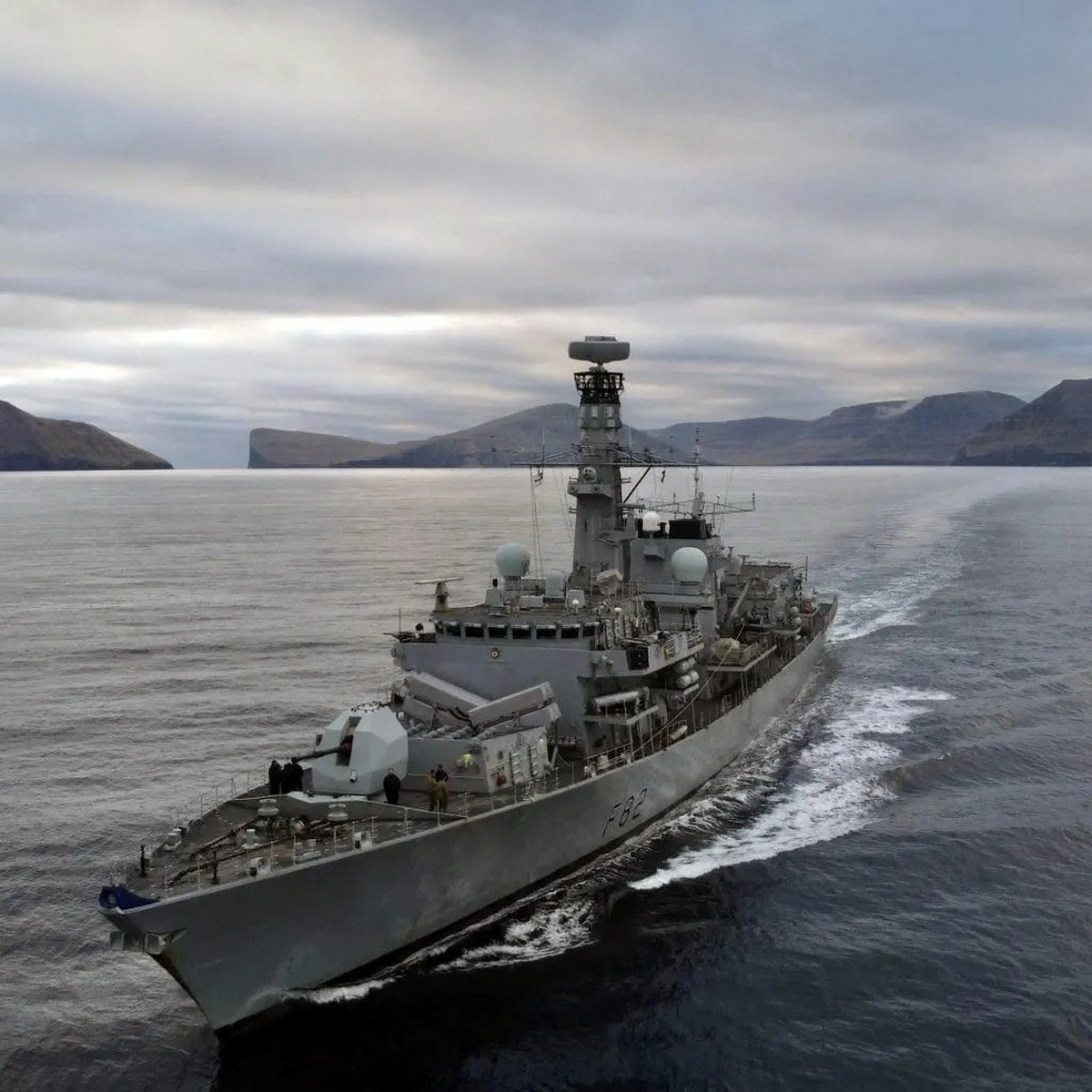 Bluetooth tragač od 5 dolara ugrozio ratni brod NATO od 585 miliona!