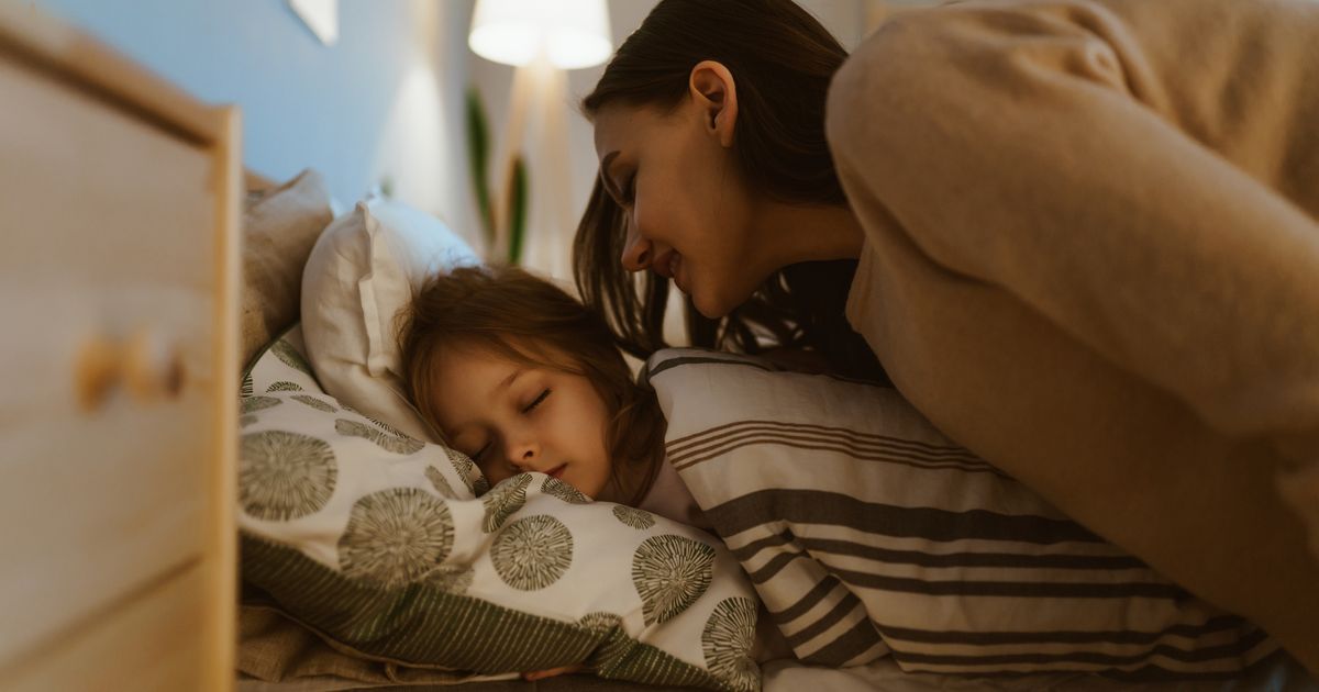 Ovo su odgovori na vaša pitanja: Ako dete traži da spava sa vama u krevetu ovo morate da znate