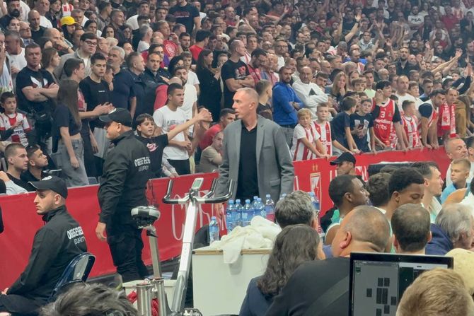 KK Crvena zvezda - KK Baskonija, Milan Tomić KK Crvena zvezda - KK Baskonija, Milan Tomić