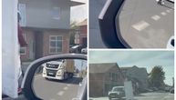 Da li smo sada sve videli? Osoba na električnom trorinetu prevozi VRATA usred Beograda