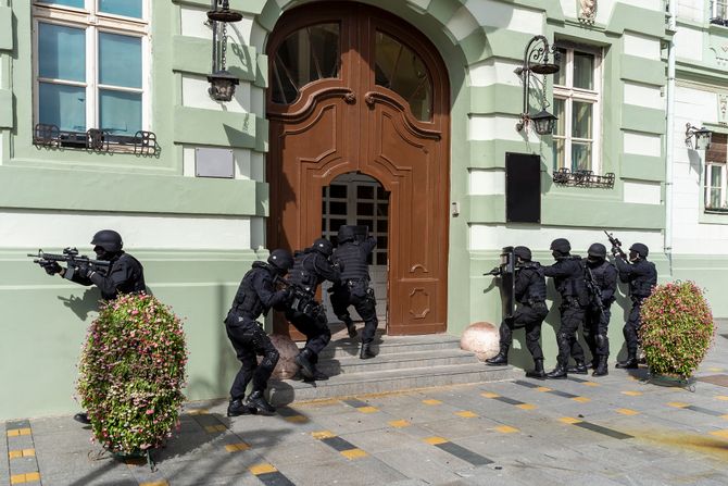policija, specijalci