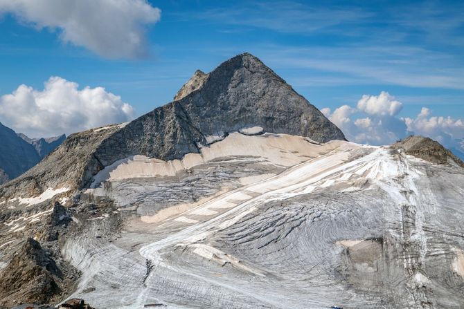 Glečer Hintertuks u Austriji Glečer Hintertuks u Austriji
