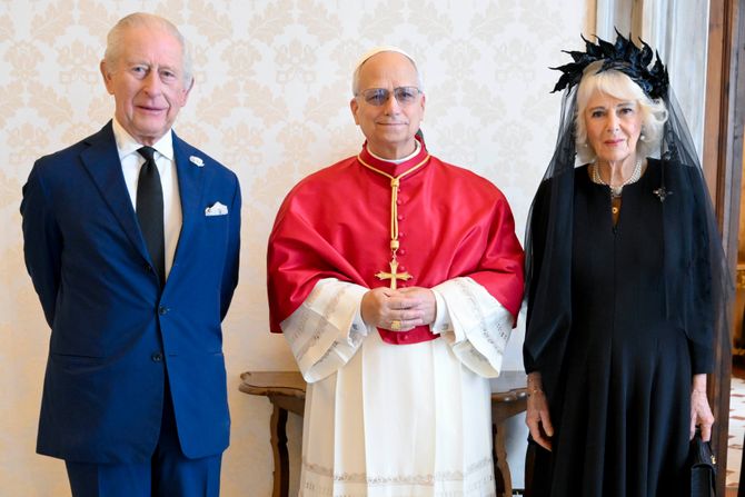 Kralj Čarls III Vatikan papa Kralj Čarls III Vatikan papa