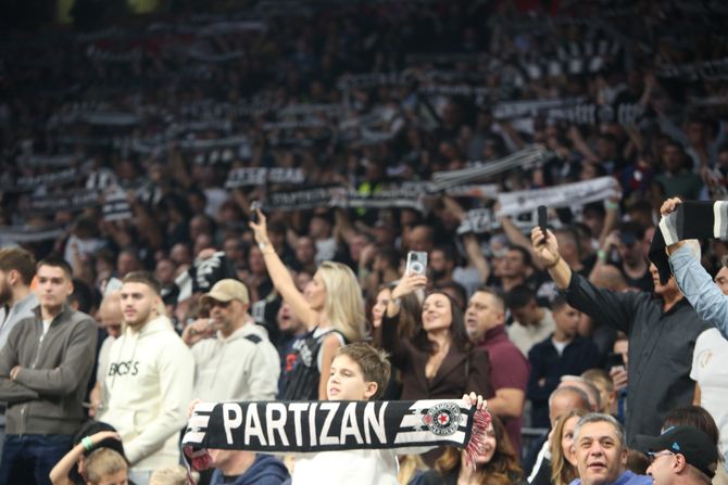 KK Partizan - Pariz Basket KK Partizan - Pariz Basket