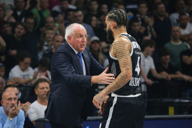 KK Partizan - Pariz Basket