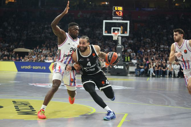 KK Partizan - Pariz Basket
