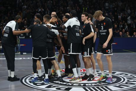 KK Partizan - Pariz Basket KK Partizan - Pariz Basket