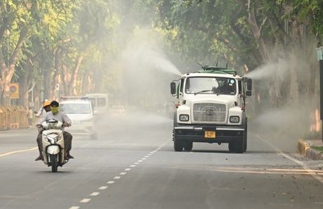 Nju Delhi Nju Delhi