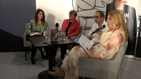 Nobelovka Katalin Kariko promovisala svoju knjigu  Nobelovka Katalin Kariko promovisala svoju knjigu