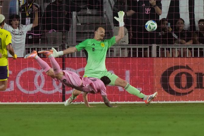 Lionel Mesi - FK Inter Majami
