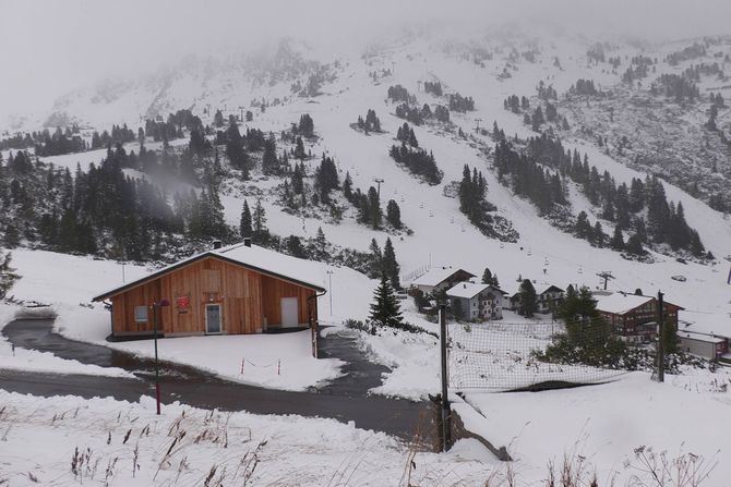 slike snega iz ski rizortova u austriji slike snega iz ski rizortova u austriji