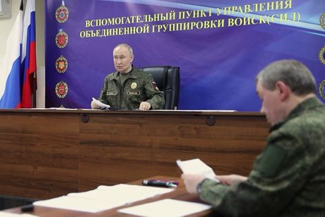 Putin posetio komandni punkt združenih snaga ruske vojske