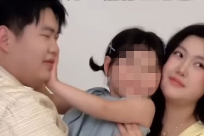 Kina devojčica influenserka Kina devojčica influenserka