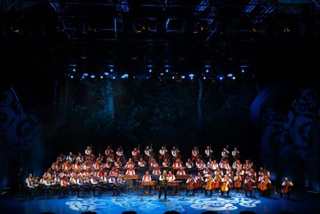 Budimpeštanski romski simfonijski orkestar Budimpeštanski romski simfonijski orkestar