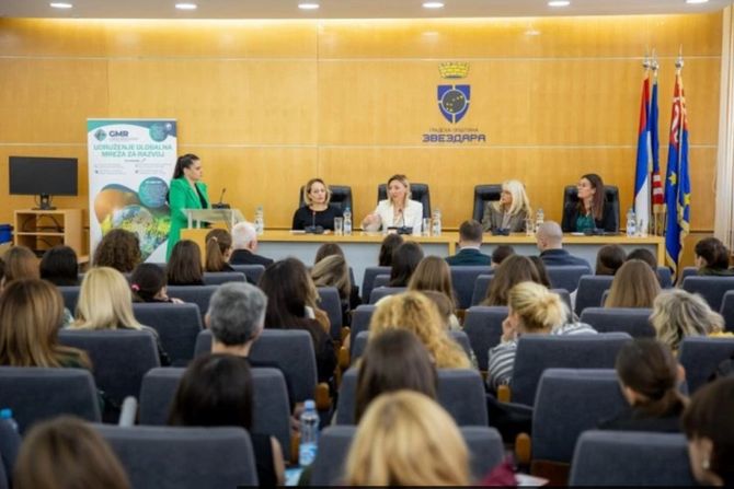 Digitalno nasilje, panelm diskusija