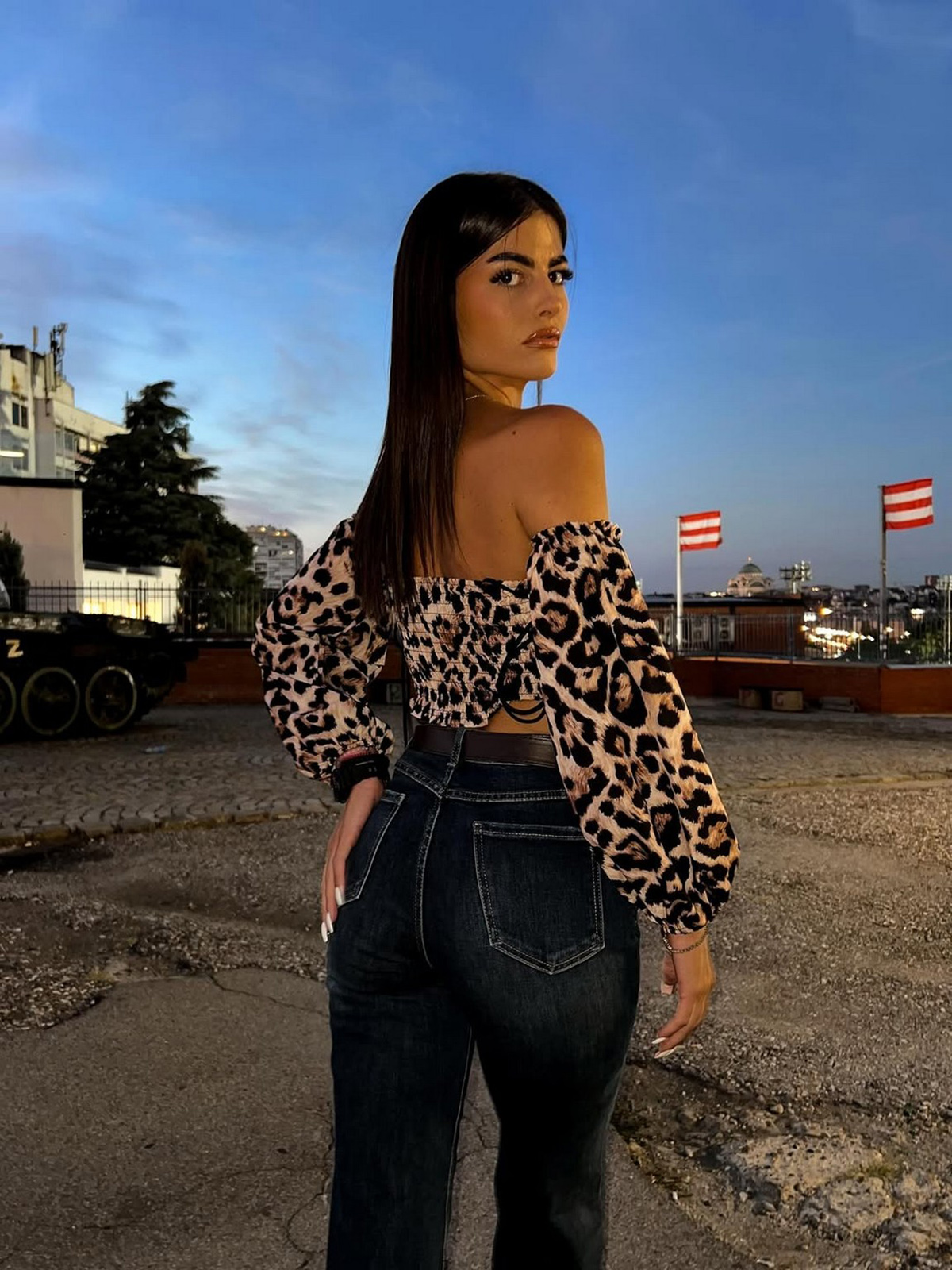 Oca ubila granata, majka umrla nakon što je rodila: Jeziva ispovest učesnice Elite: "Mamin brat me se odrekao"