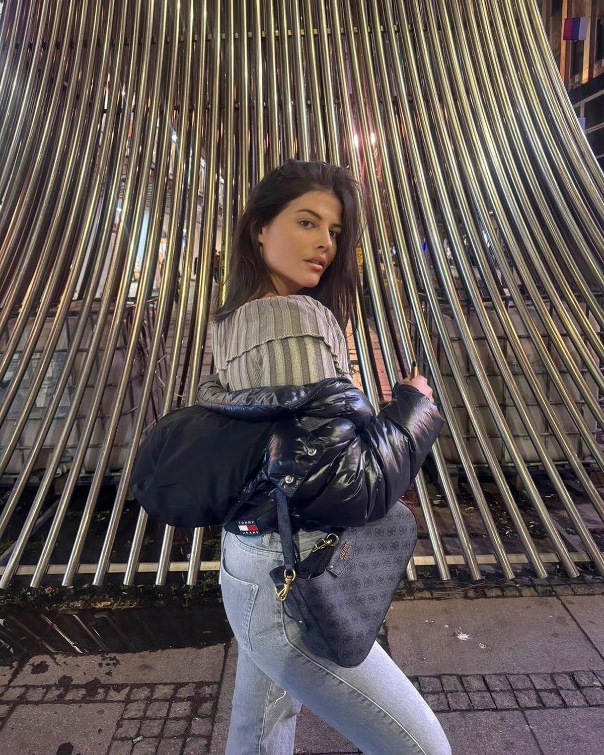 Oca ubila granata, majka umrla nakon što je rodila: Jeziva ispovest učesnice Elite: "Mamin brat me se odrekao"