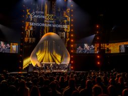 Seletti revija, Milano