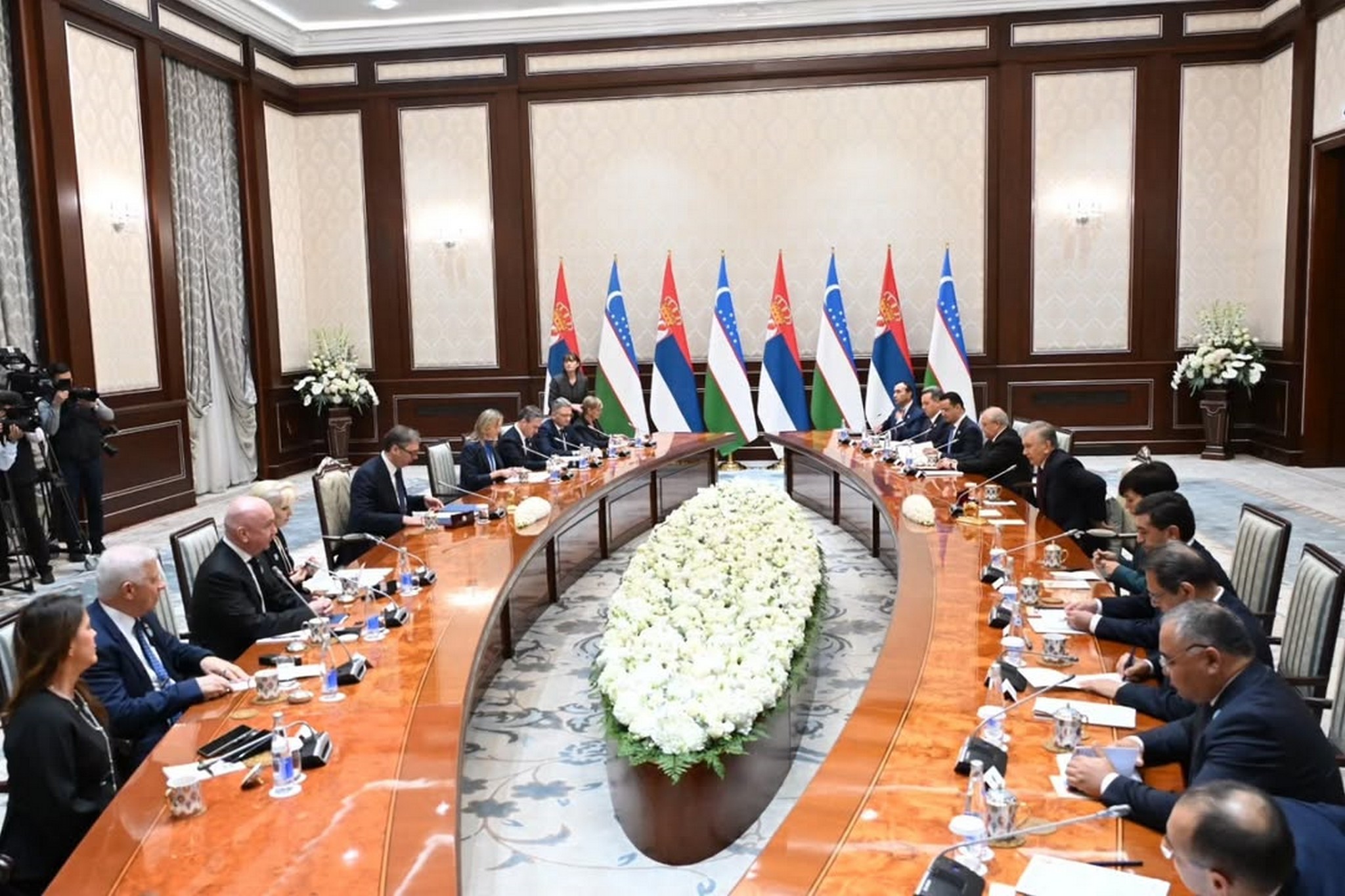 Srbija i Uzbekistan udružuju znanje u novim tehnologijama: AI, digitalizacija i eUprava među prioritetima