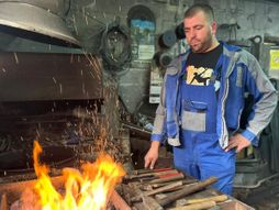 Mladi kovač iz Radaljeva, Vladimir Pantelić, kovač