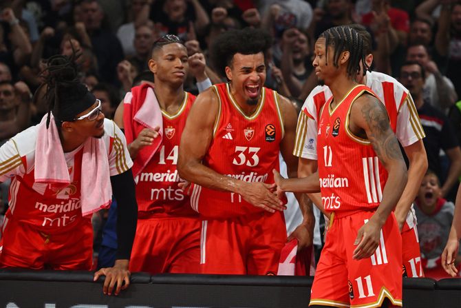 Čima Moneke, Džordan Nvora Čima Moneke, Džordan Nvora