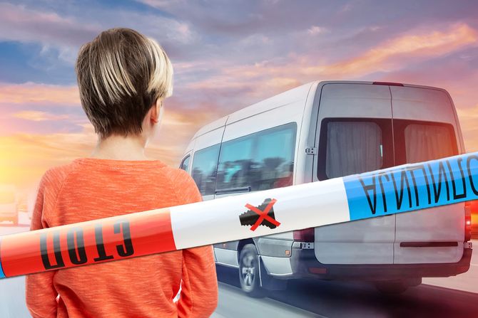 Dečak kombi policija Dečak kombi policija