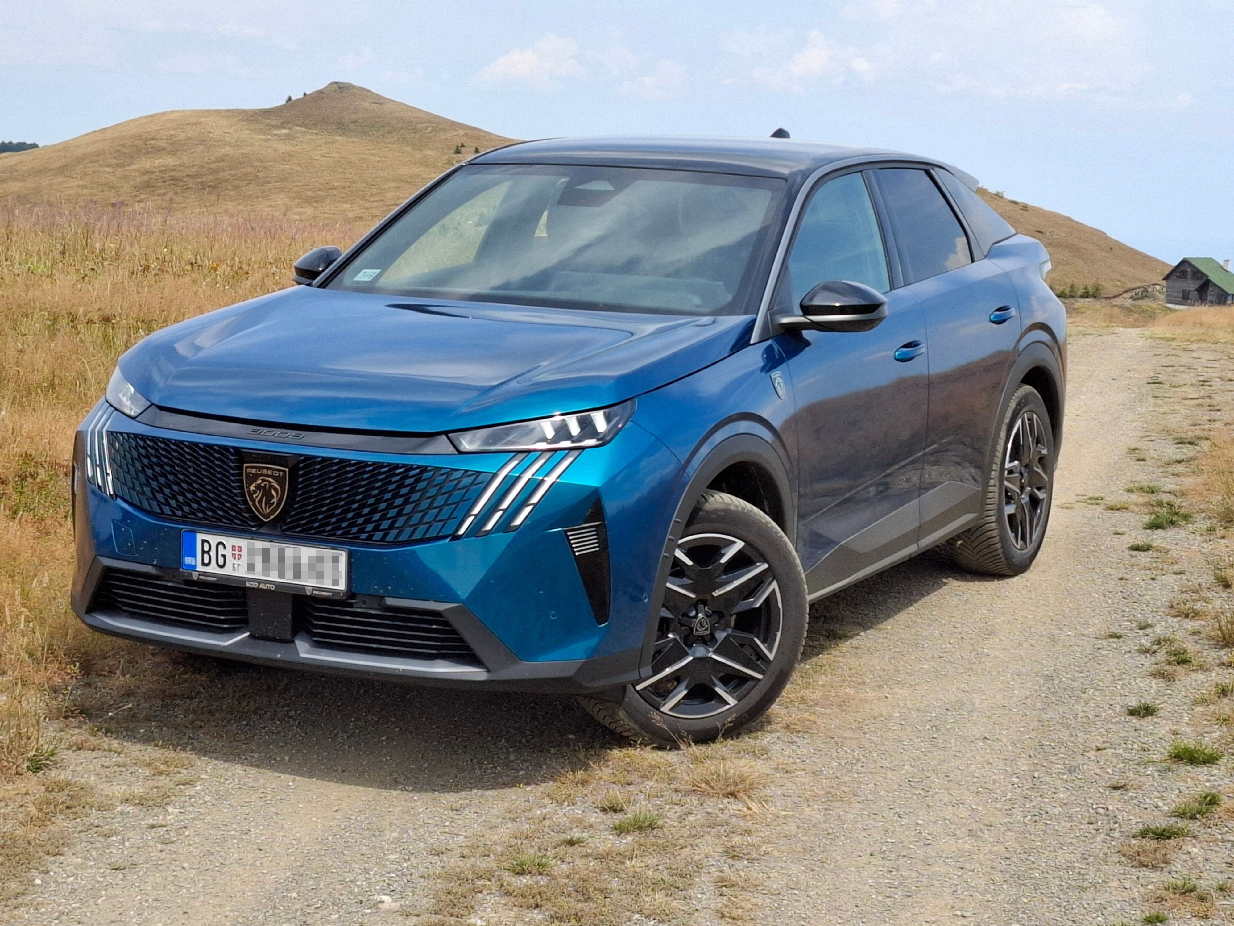 Priznali grešku ili napravili pametan potez: Zašto Peugeot iznenada vraća benzince?