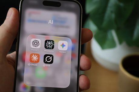 ChatGPT, Claude, Gemini ChatGPT, Claude, Gemini