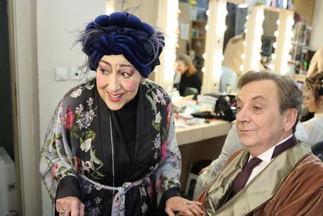 Sve oči uprte u Tihomira Stanića! Premijera, rođendan i slavlje u Madlenianumu