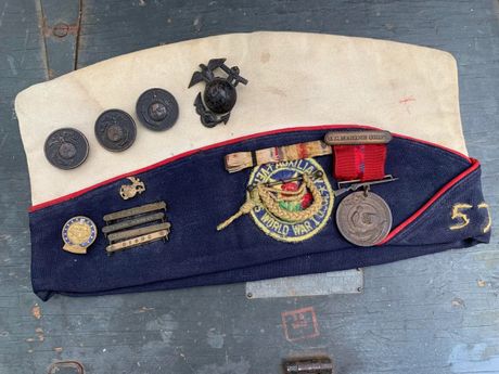 Kupljena uniforma Kupljena uniforma