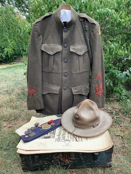 Kupljena uniforma Kupljena uniforma