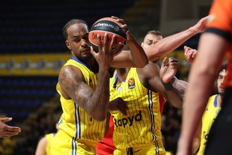 Zvezda, Makabi Zvezda, Makabi