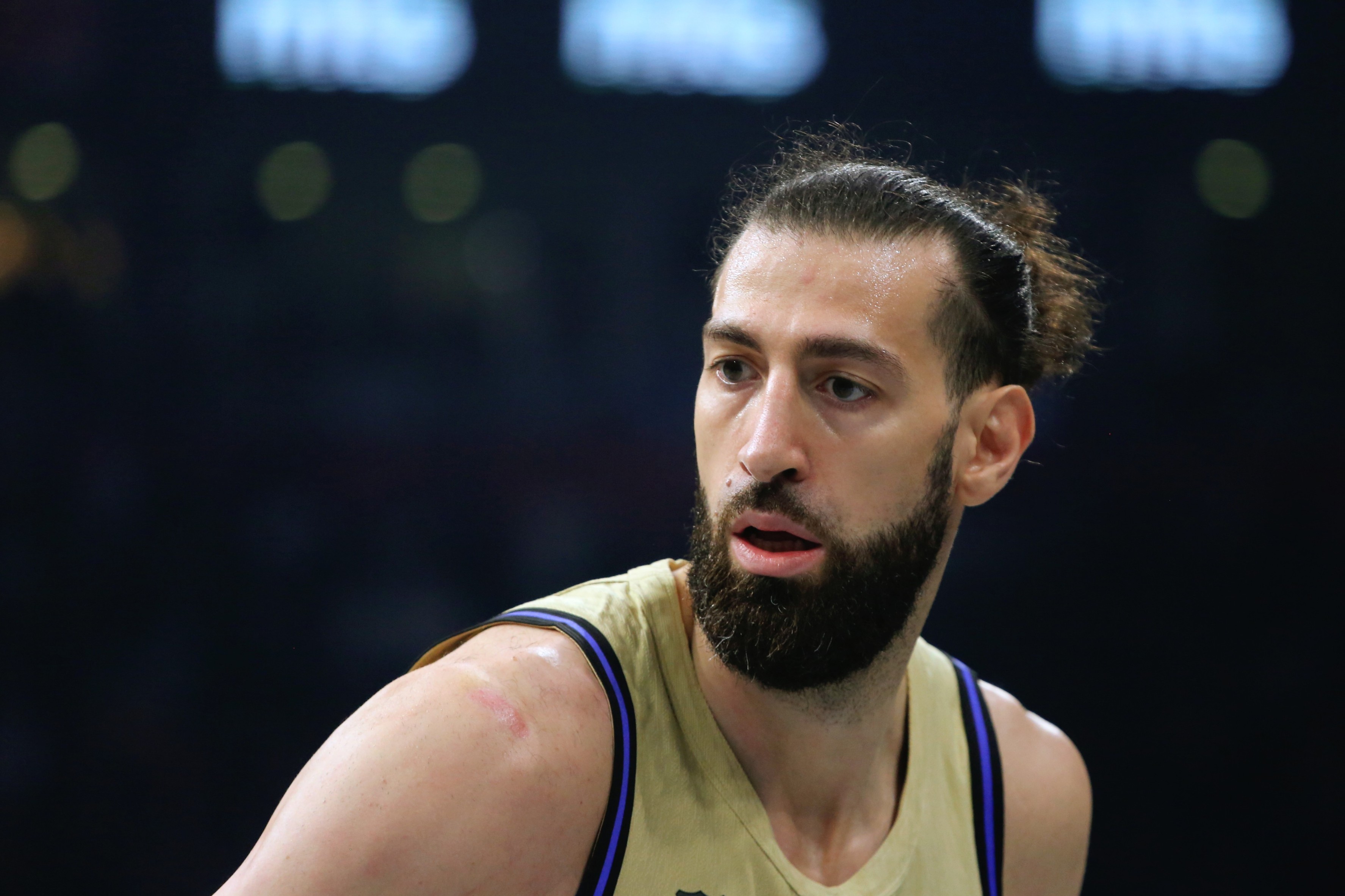 Povezivali ga sa Partizanom, a on potpisao za šampiona ABA lige!