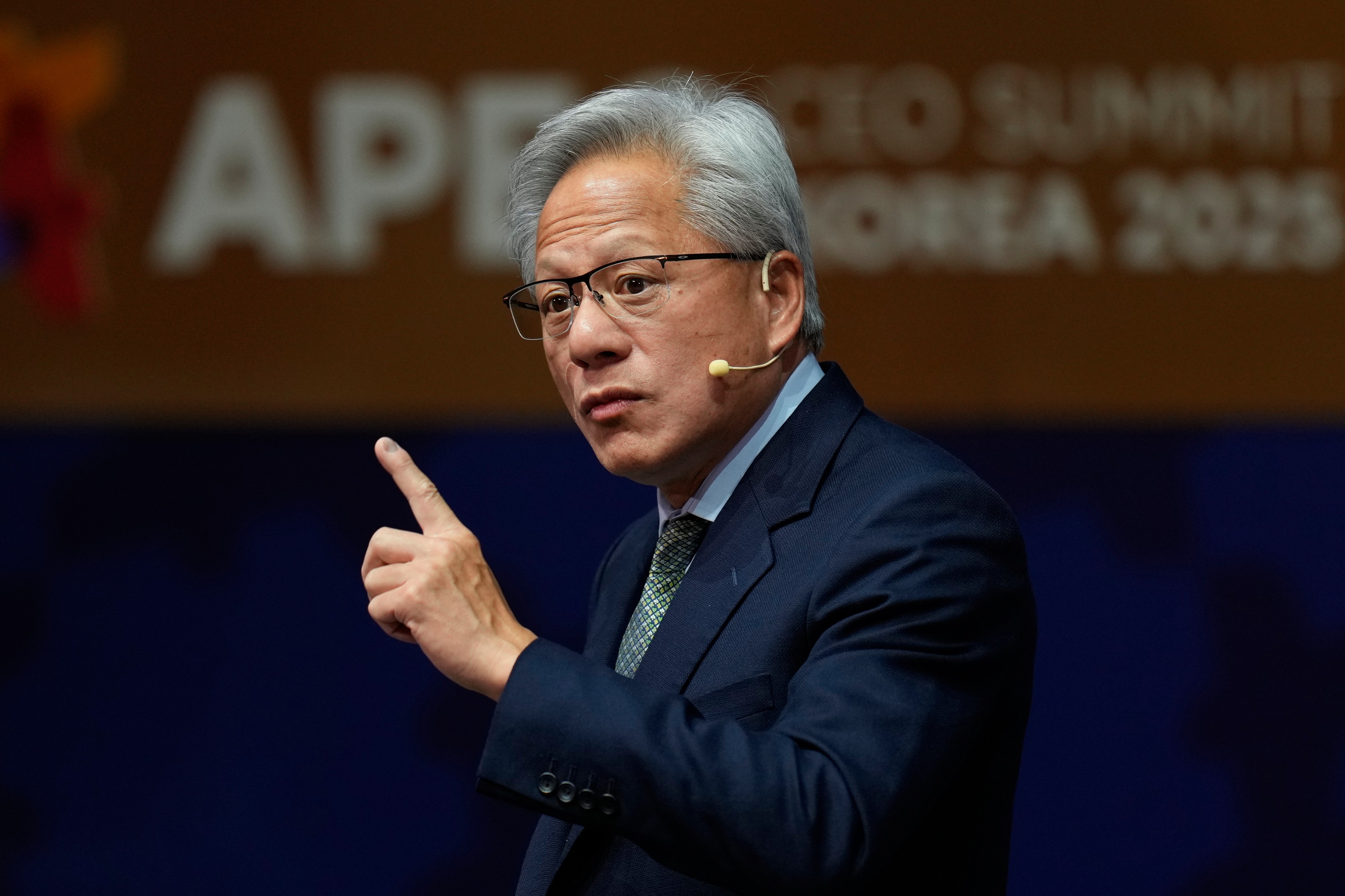 "Dostigli smo opštu veštačku inteligenciju, polaže pravosudni i ispite iz medicine. Šta je još preostalo?"