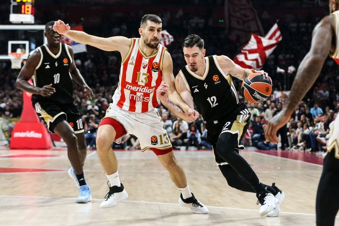 Ognjen Dobrić i Nando de Kolo - KK Crvena zvezda - KK Asvel Ognjen Dobrić i Nando de Kolo - KK Crvena zvezda - KK Asvel