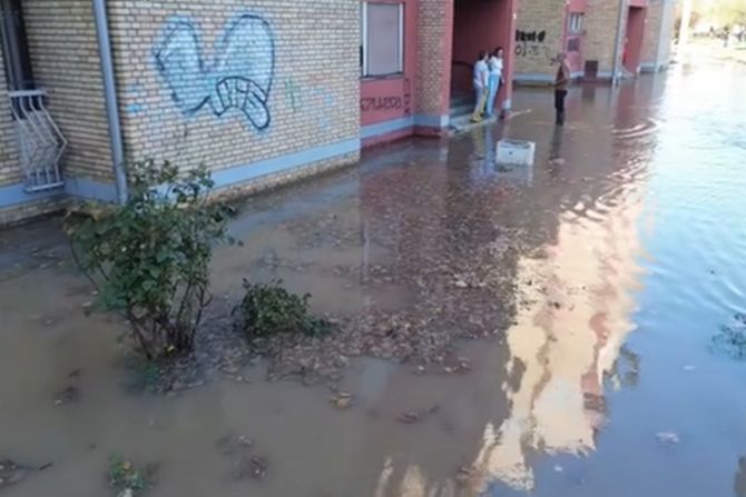 Vodovodna cev Vodovodna cev