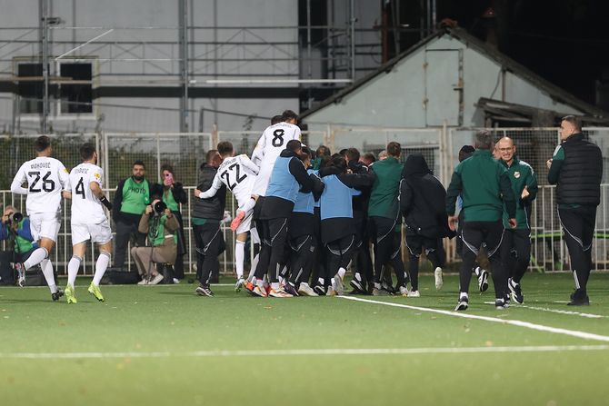 FK Čukarički - FK Partizan FK Čukarički - FK Partizan