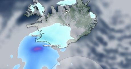 Ciklon i sneg nad Islandom