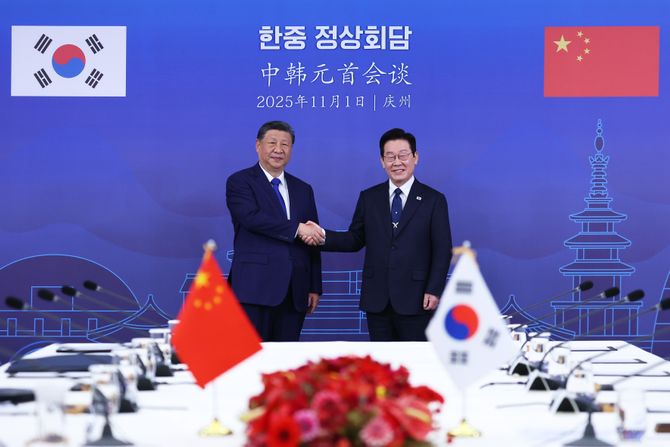 Si ĐInping, južna koreja