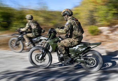 Ruski vojnici kod Pokrovska